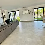 Vanille Cap D Agde Luxe Piscine Chauffee 5 Etoiles