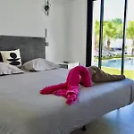 Вилла Vanille Cap D Agde Luxe Piscine Chauffee 5 Etoiles