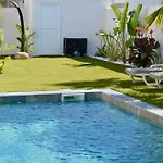Vanille Cap D Agde Luxe Piscine Chauffee 5 Etoiles Вилла